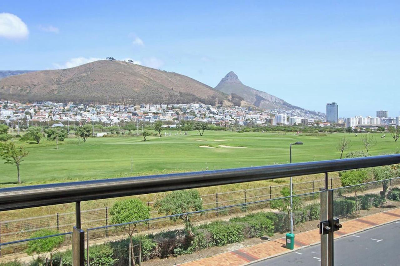 Apartment Tranquility Mouille Point Cape Town